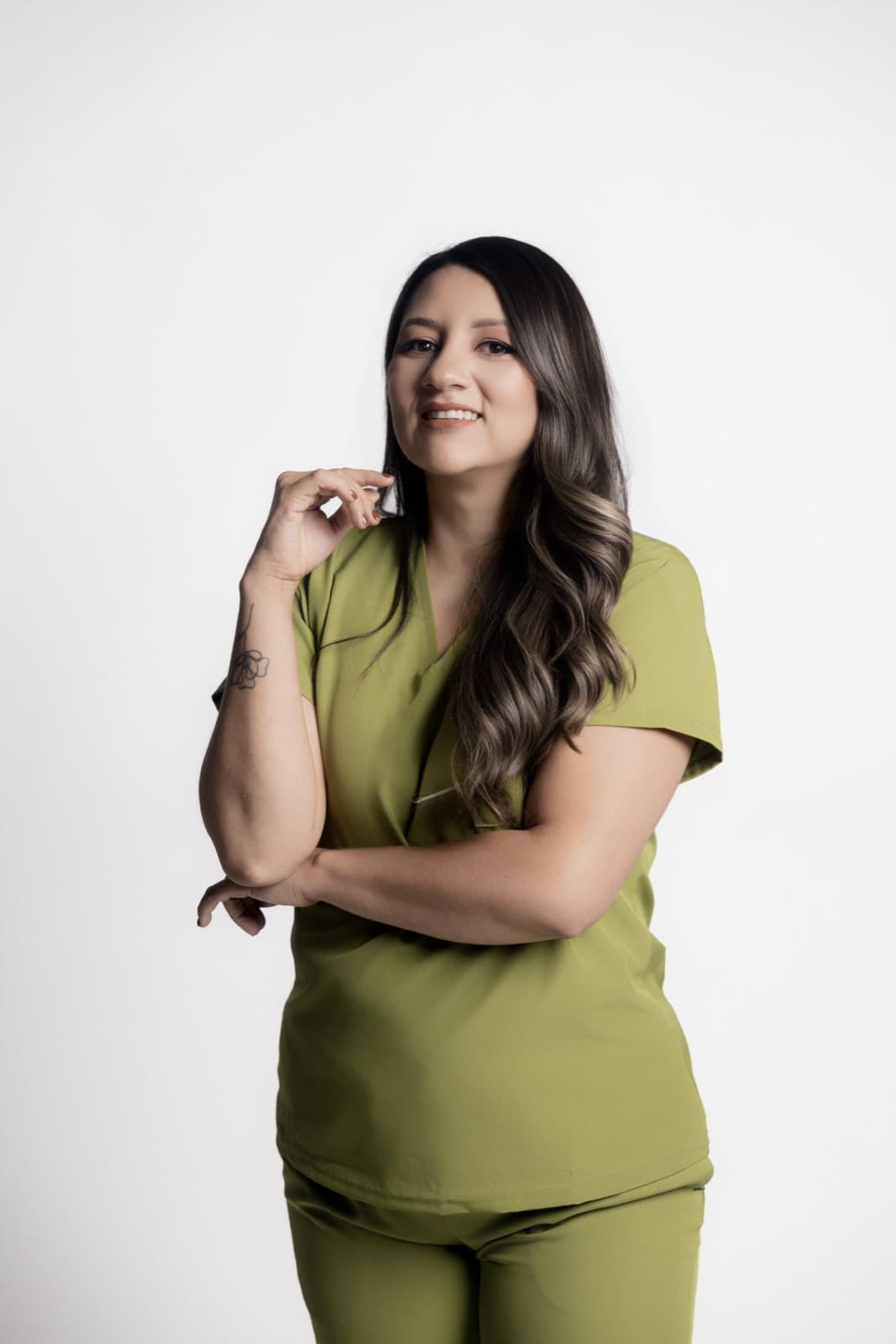 Laura García, nutrióloga, en su cocina